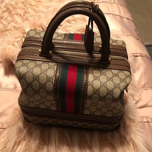 100% Vintage Gucci Travel/Train Case w/lock & Key